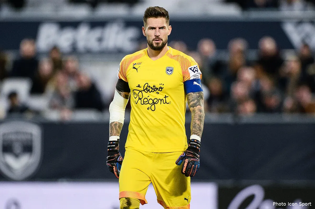 bordeaux costil n en peut plus il demande a partir icon bap 110120 93 120289325