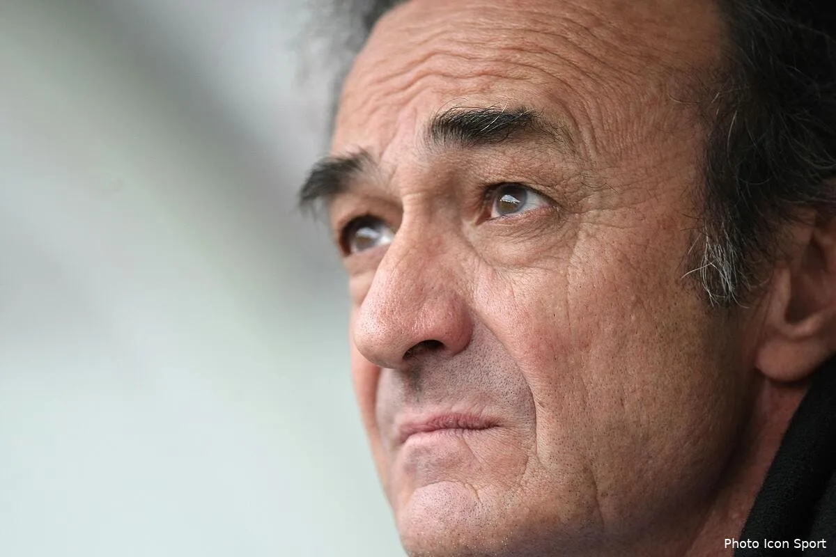 bordeaux dans le rouge cote finances iconsport ico300411 01 8620235