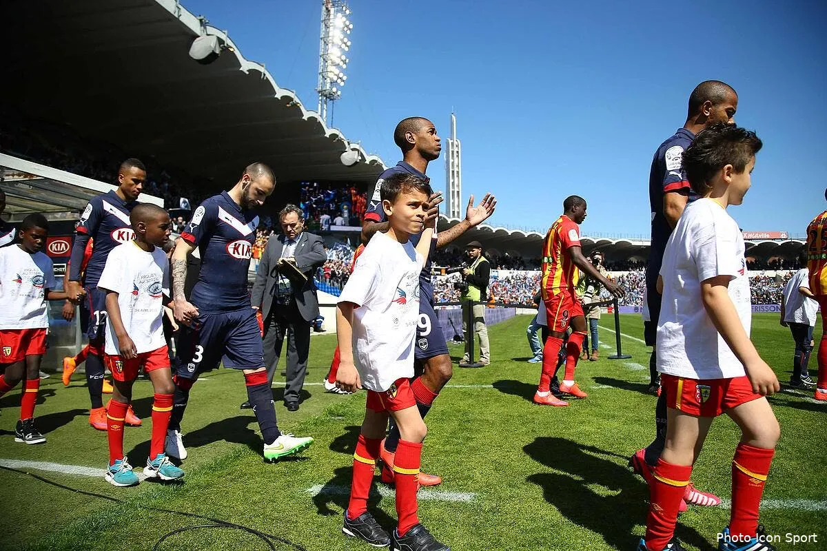 bordeaux demande a jouer nantes le samedi a 20h00 iconsport blo 050415 05 24109705