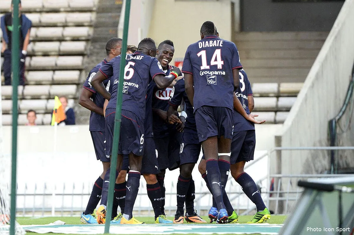 bordeaux demande une faveur au psg et a monaco pour retrouver la c1 iconsport por 240813 05 0565363