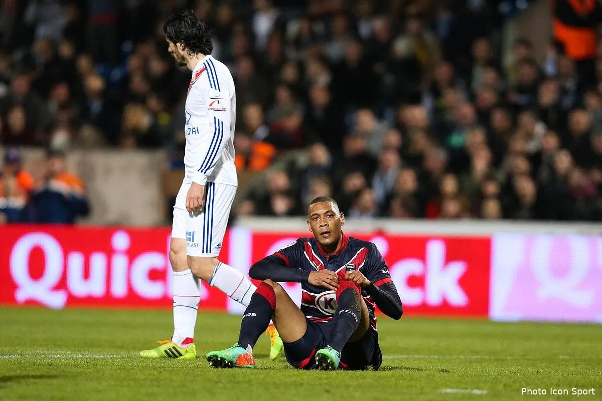 bordeaux doit maintenant jouer pour l honneur avoue hoarau hoarau 679257
