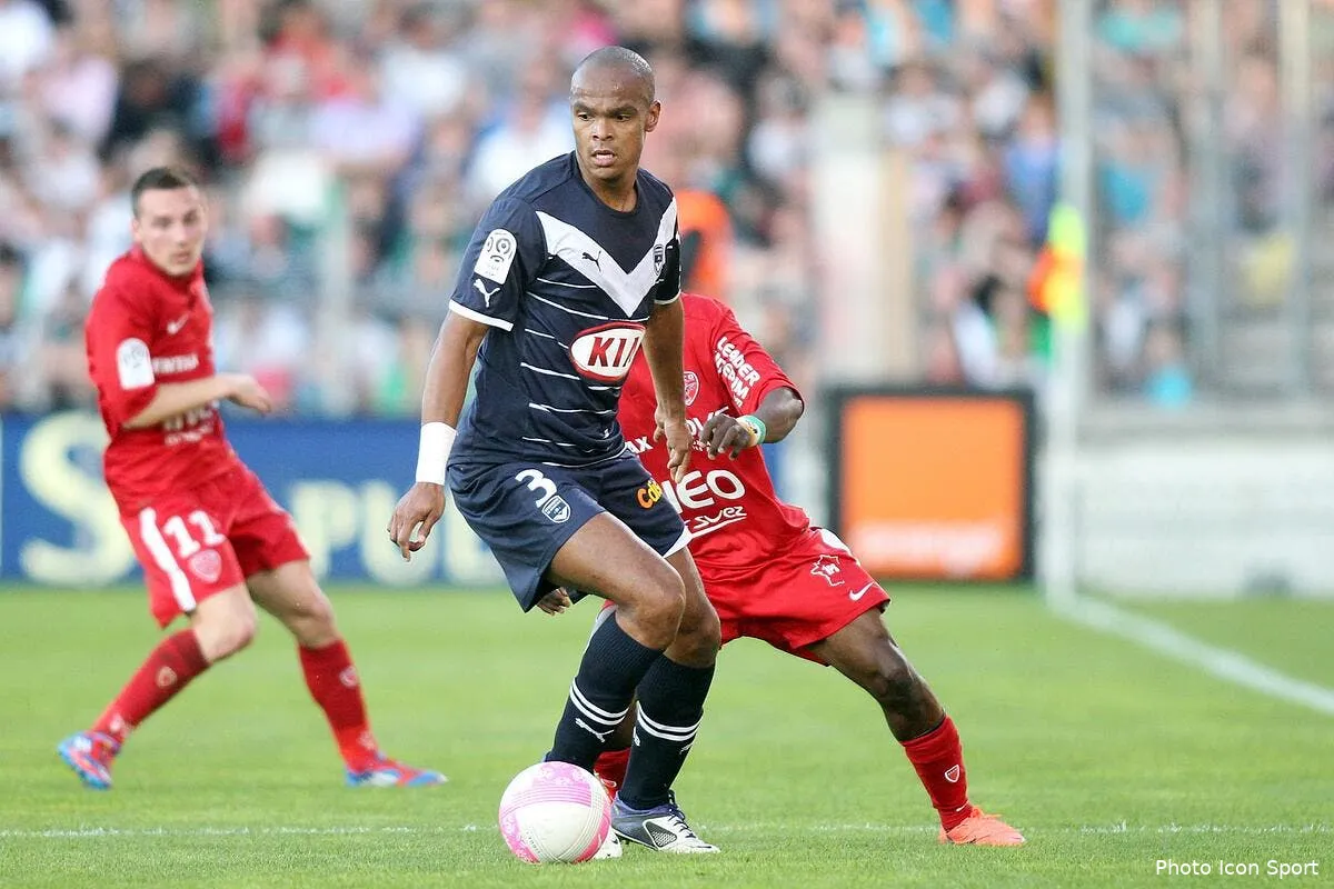 bordeaux donne officiellement un bon de sortie a henrique iconsport blo 310312 78 7037044