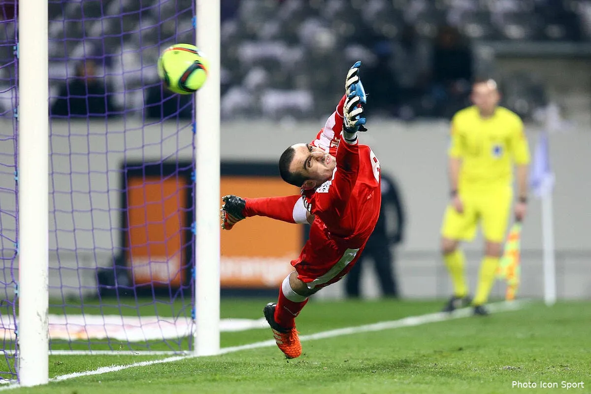 bordeaux et la bourde academy ca met sagnol en colere iconsport blo 120316 91 16136546