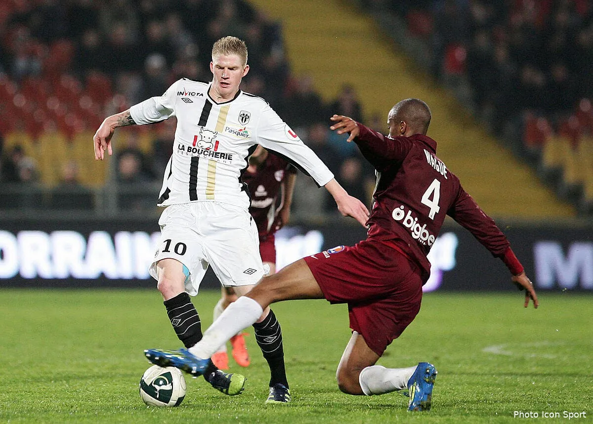 bordeaux et montpellier a l affut d un crack de ligue 2 iconsport mrv 270412 33 4036200