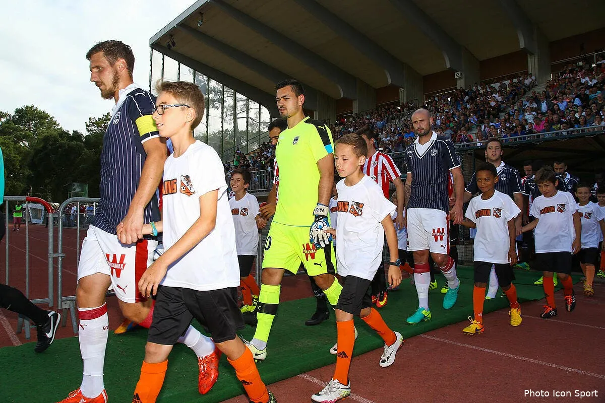 bordeaux la piste debuchy deja finie un arriere droit mystere cible iconsport blo 230716 10 66149918