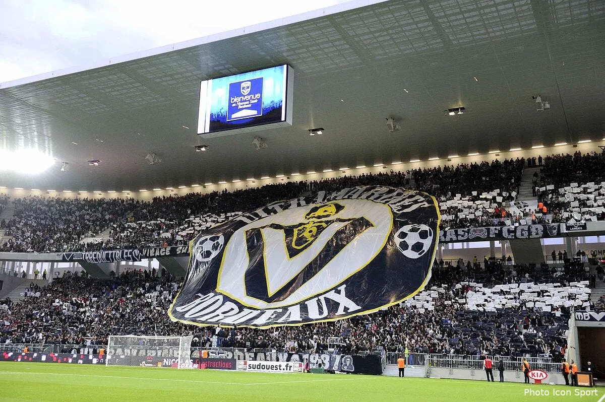 bordeaux rassure et accuse ses supporters pour le nouveau stade supporters bordeaux 3112585