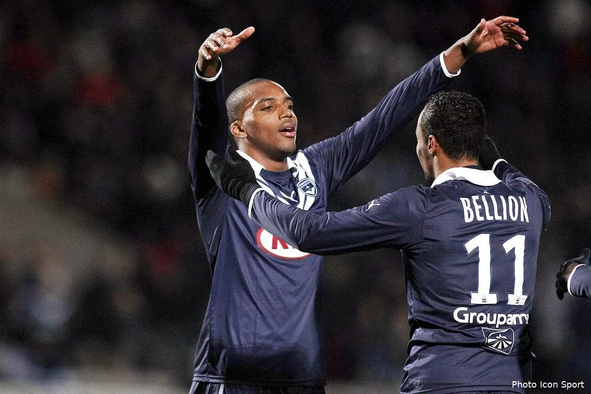 bordeaux regarde devant et derriere mais avance iconsport blo 020213 05 0449207