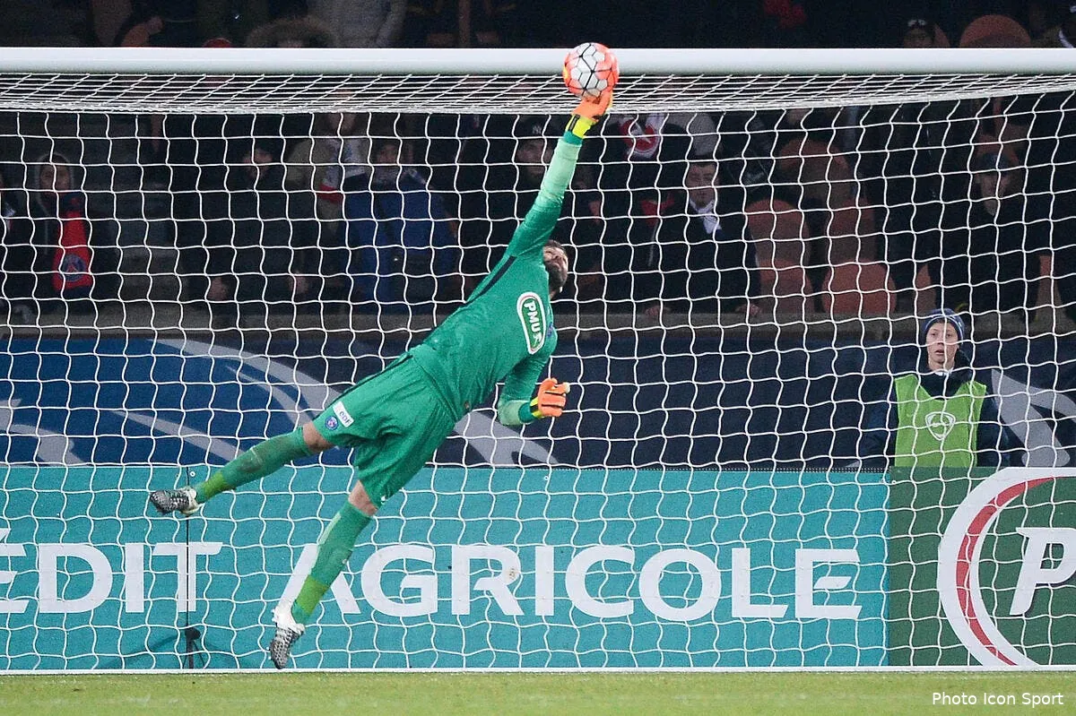 bordeaux tente bien de faire signer sirigu iconsport nlg 190116 17 310131719