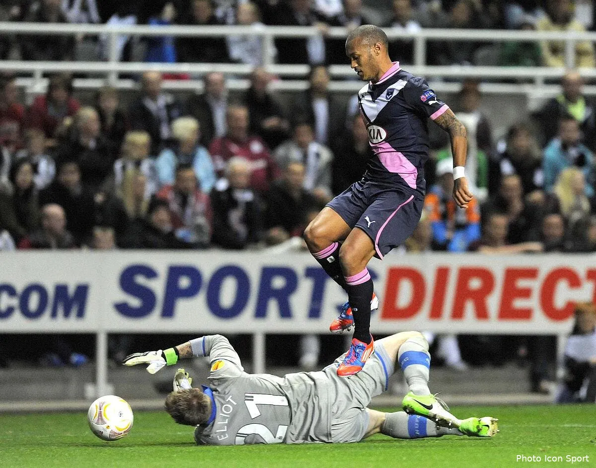 bordeaux veut faire le travail vite et bien en europa league iconsport spi 041012 05 1342521