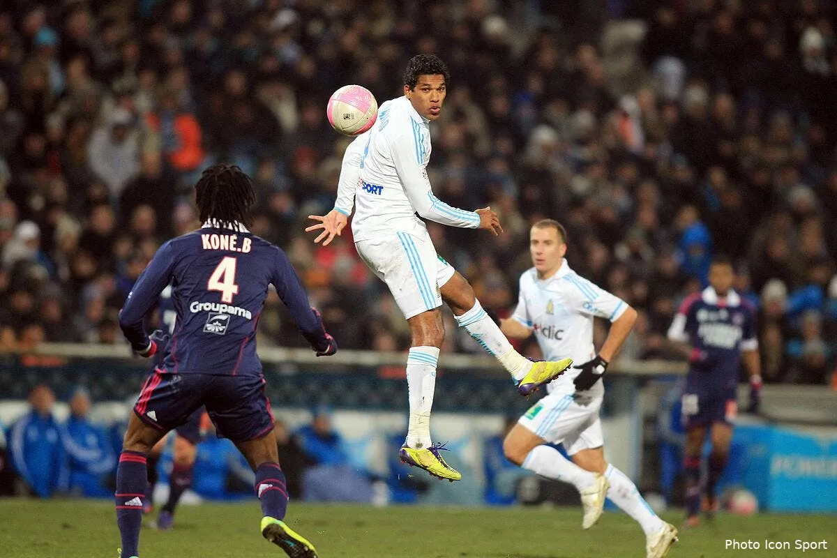 brandao fait le bonheur de deschamps iconsport blo 050212 60 0530884