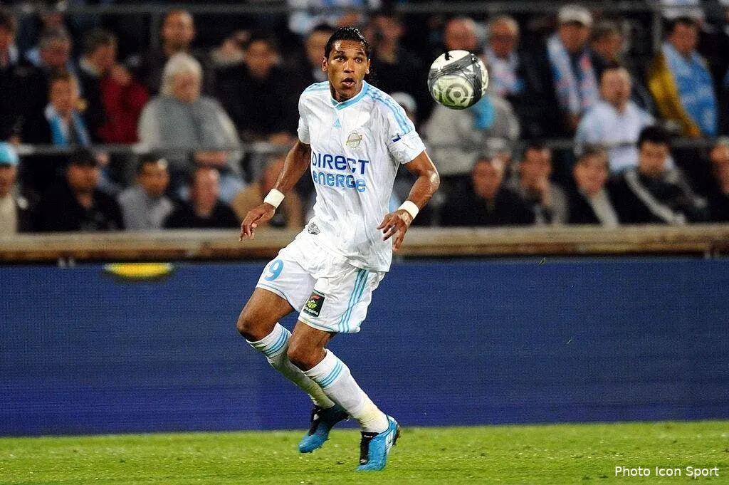 brandao passe sa visite medicale a cruzeiro 69036 17069