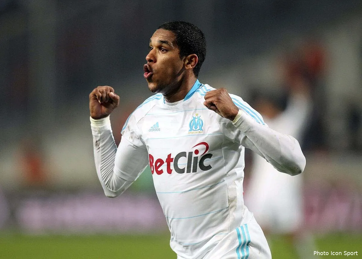 brandao souvent conspue toujours apprecie a l om iconsport blo160111 01 0629660