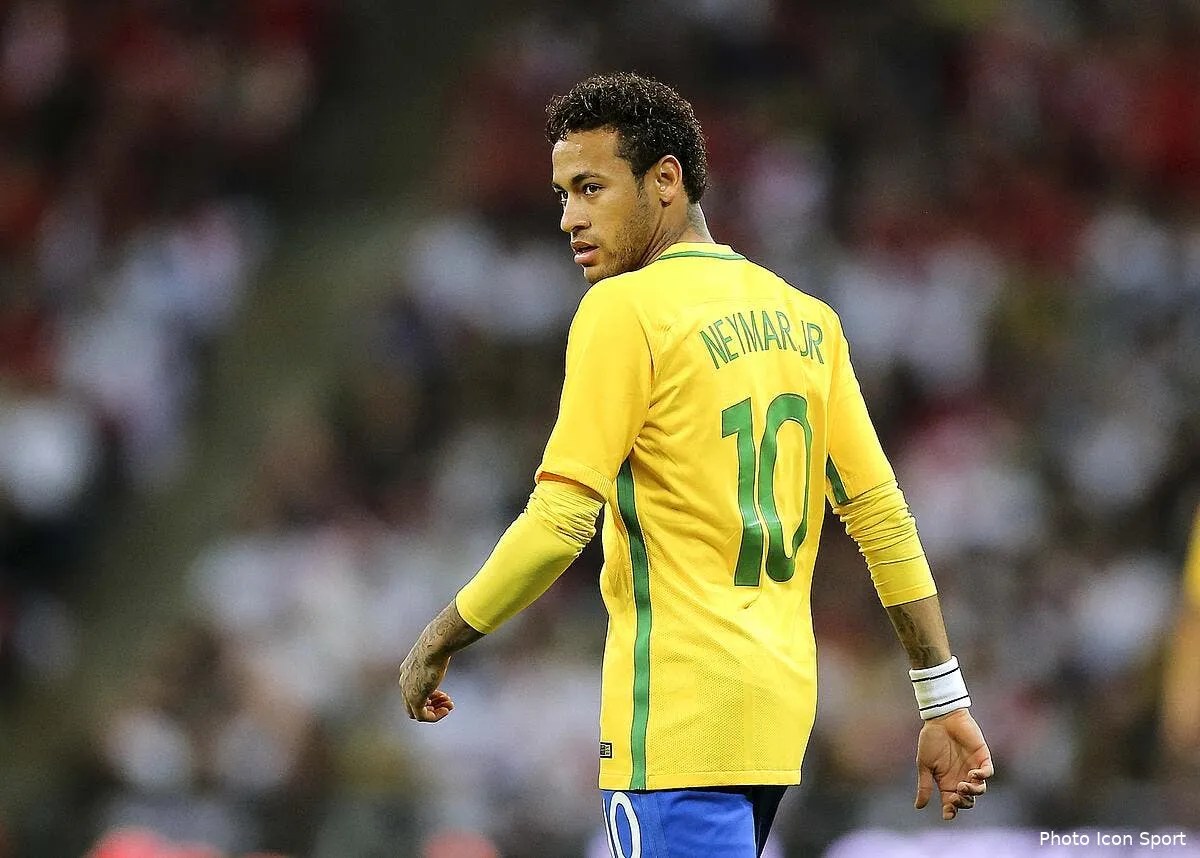 bresil neymar avec le brassard plus jamais ca neymar 55214345