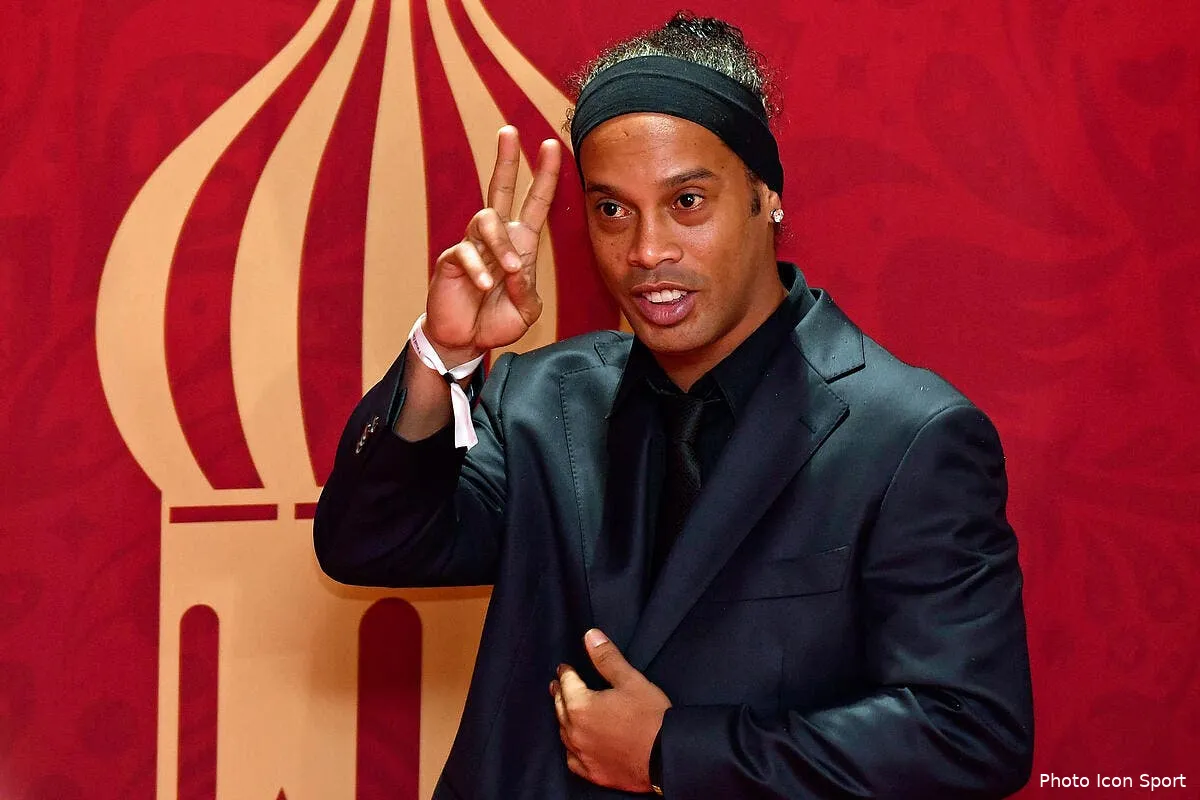bresil ronaldinho plus extreme droite que gaucho iconsport icon bel 011217 11 14203367