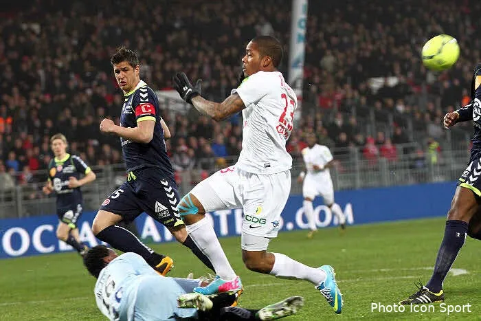 brest le titanic breton de la ligue 1 iconsport ker 130413 01 0254565