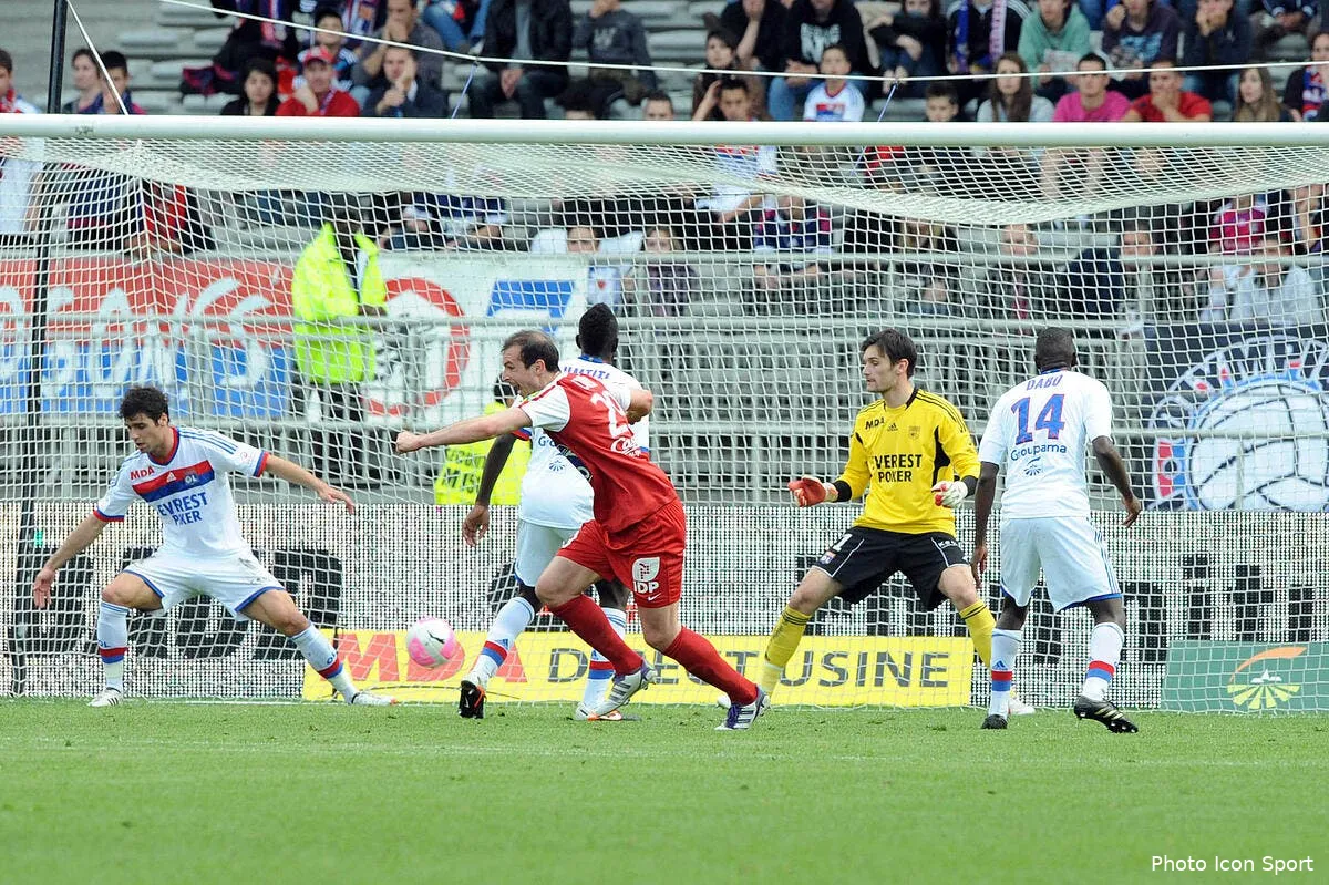 brest remercie elana pour son point pris a lyon iconsport jpt 060512 88 1034669