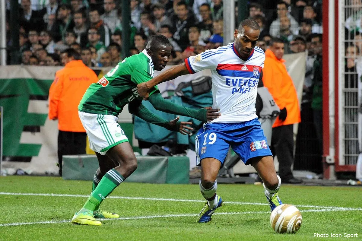 briand ne s occupe pas des sifflets lyonnais briand26592