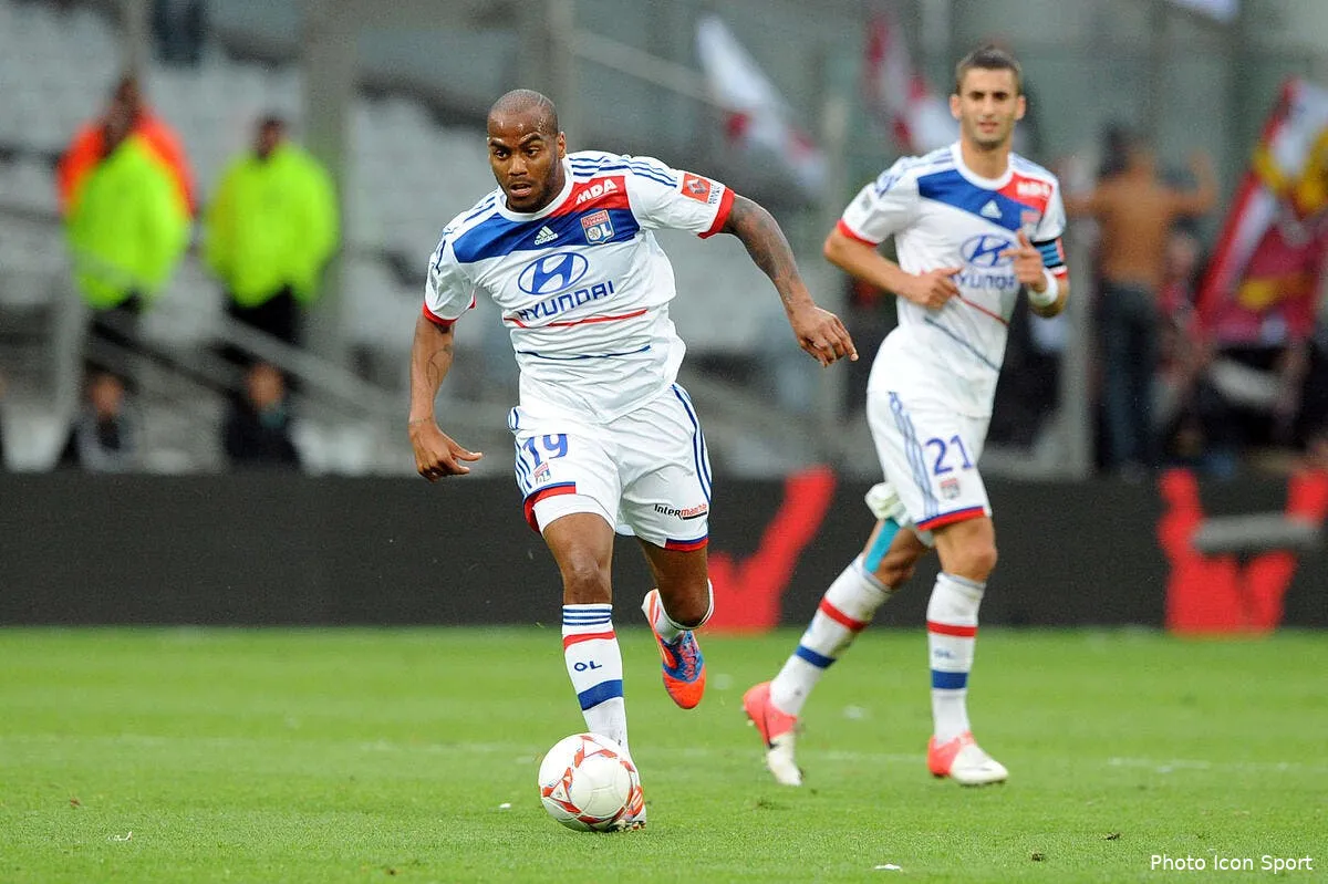 briand reste a l ol son agent accuse monaco de s etre moque du monde iconsport jpt 010912 63 03849051