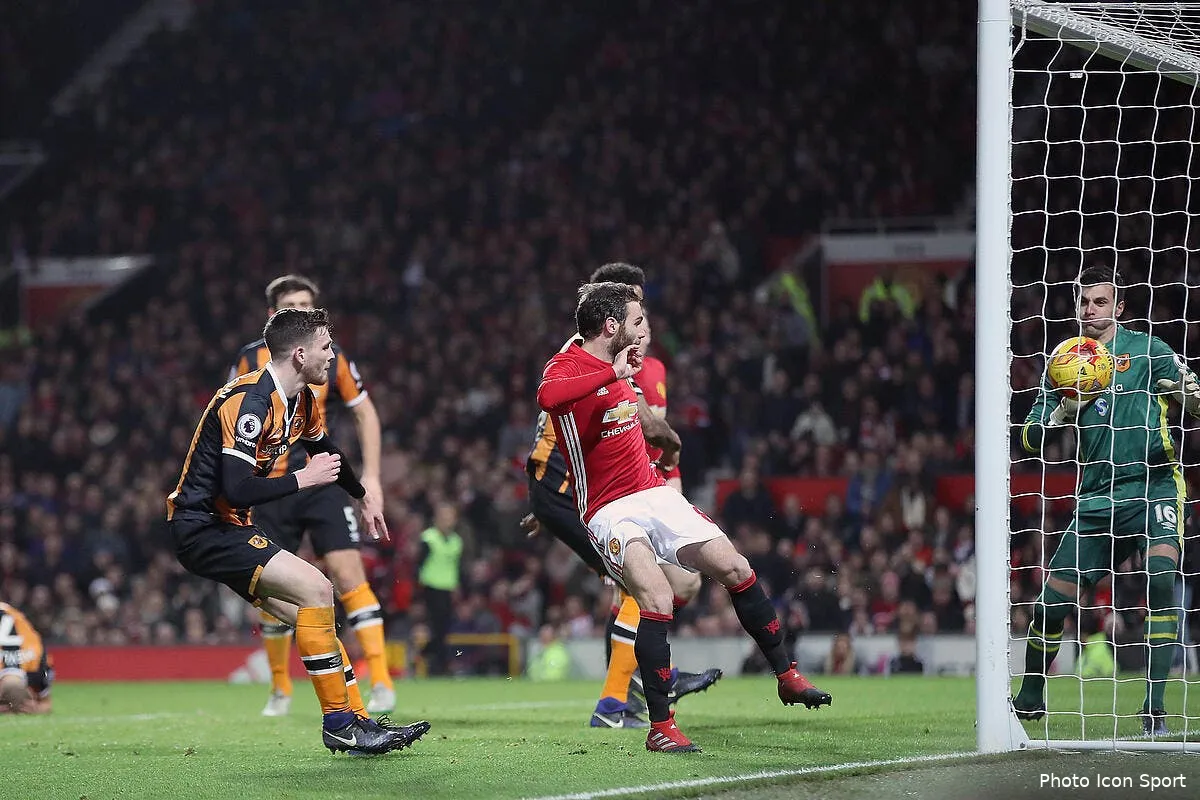 c ligue manchester united se rapproche de la finale iconsport pa 29691219166836