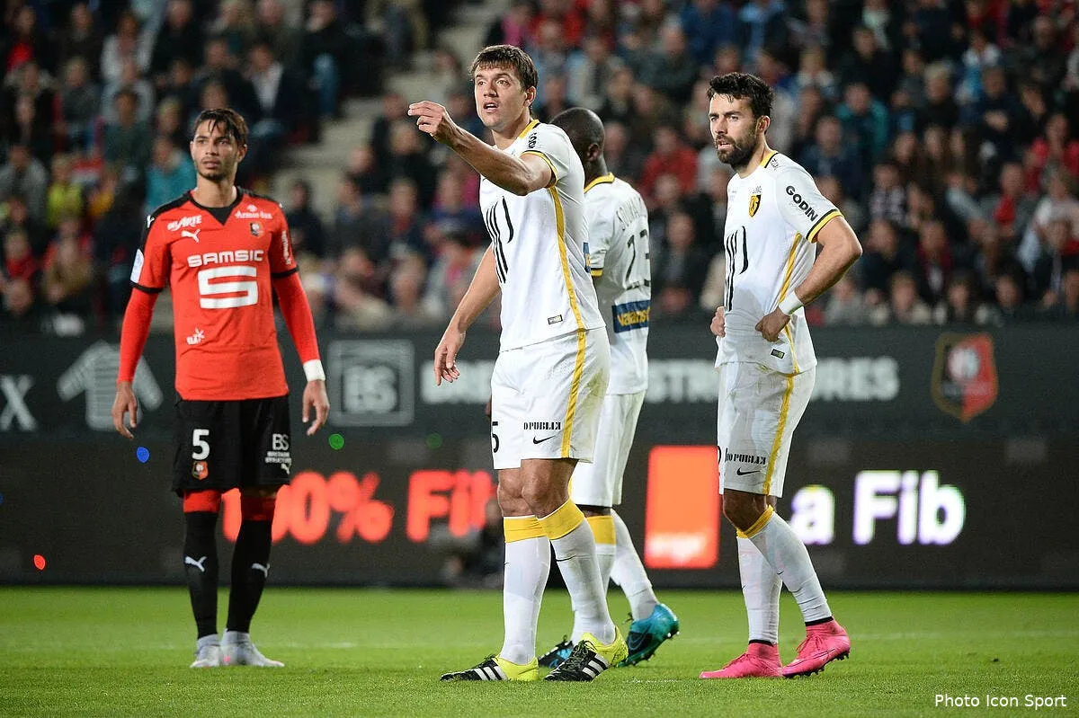 ca chauffe au losc civelli met une balayette a boufal iconsport nlg 180915 17 170124247