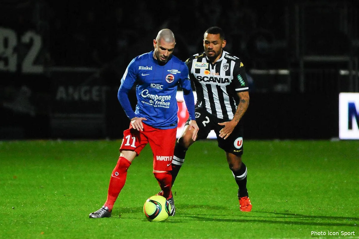 caen en danger pas en repartant d angers iconsport leb 090116 01 02130135