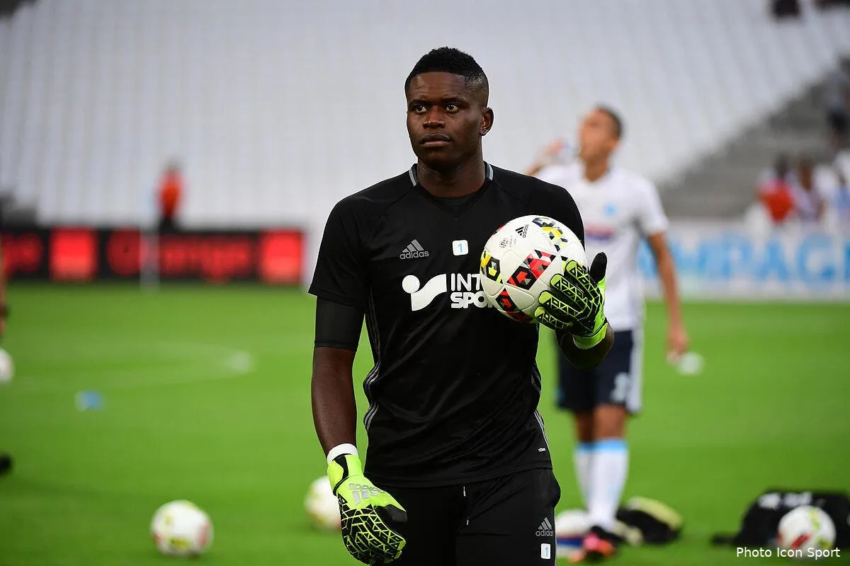 caen laisse libre par l om samba arrive a malherbe iconsport win 140816 01 8731184925