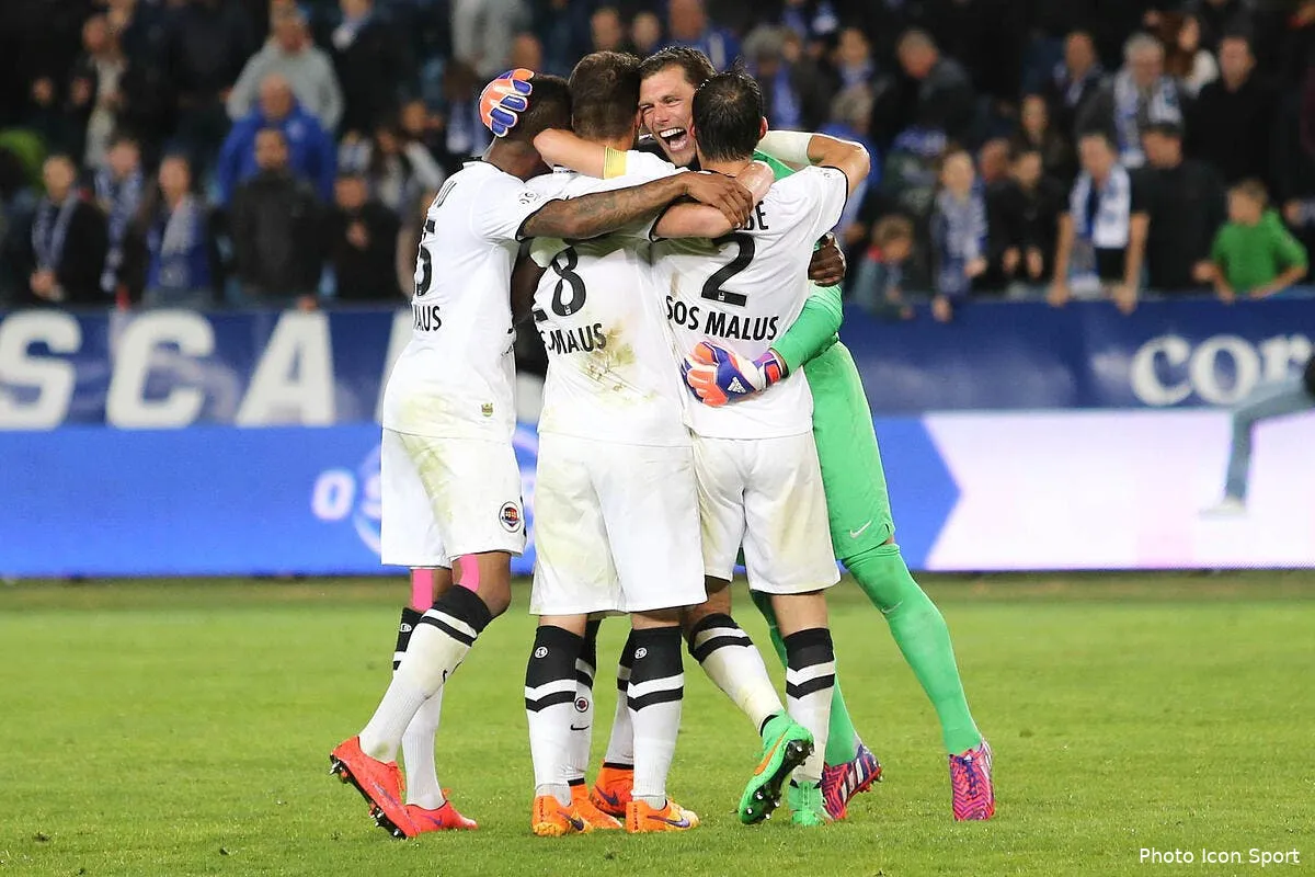 caen sort une drole de video pour feter son maintien iconsport mae 160515 02 05111501