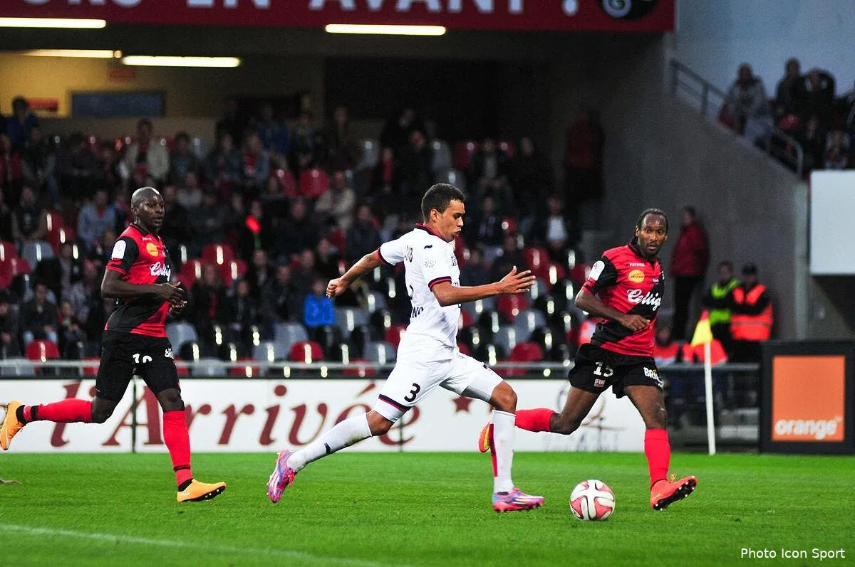carlos eduardo la recrue 10 10 de nice iconsport leb 261014 01 0595415