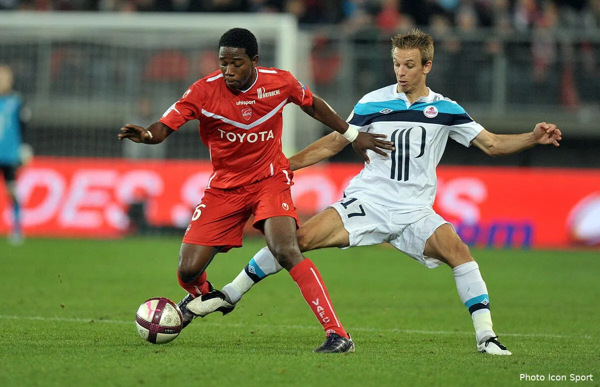 carlos sanchez ne dirait pas non a bordeaux iconsport win 301011 44 0828959