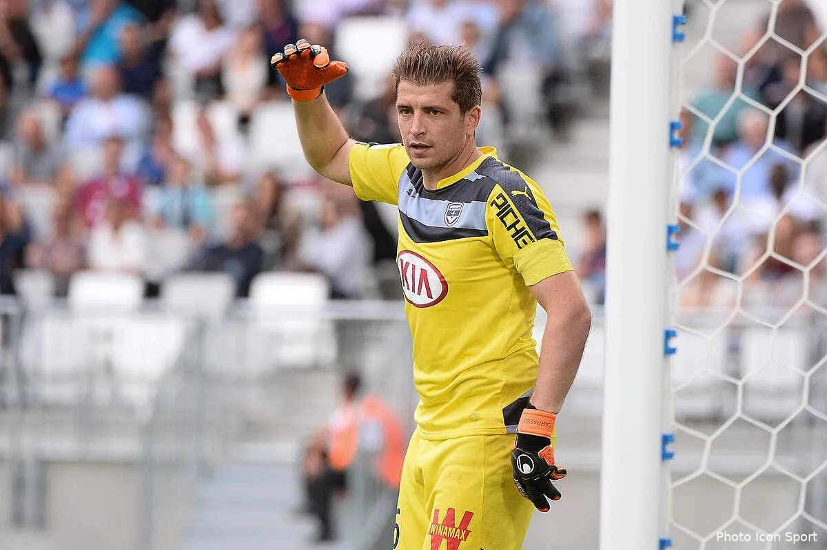 carrasso a joue bordeaux reims avec une entorse de la cheville iconsport nlg 090815 17 93118011