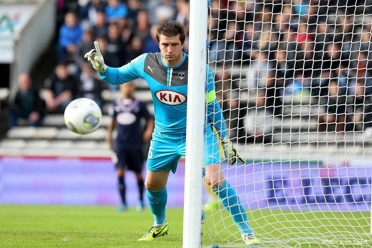 carrasso prolonge a bordeaux jusqu en 2017 iconsport blo 101113 04 0672097