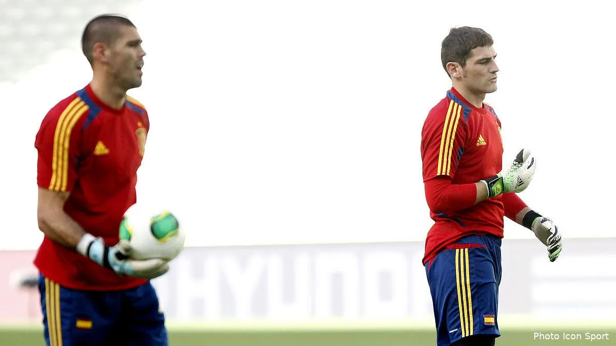 casillas et valdes envoyes au psg par un journaliste de sky sports iconsport mar 260613 08 0275167