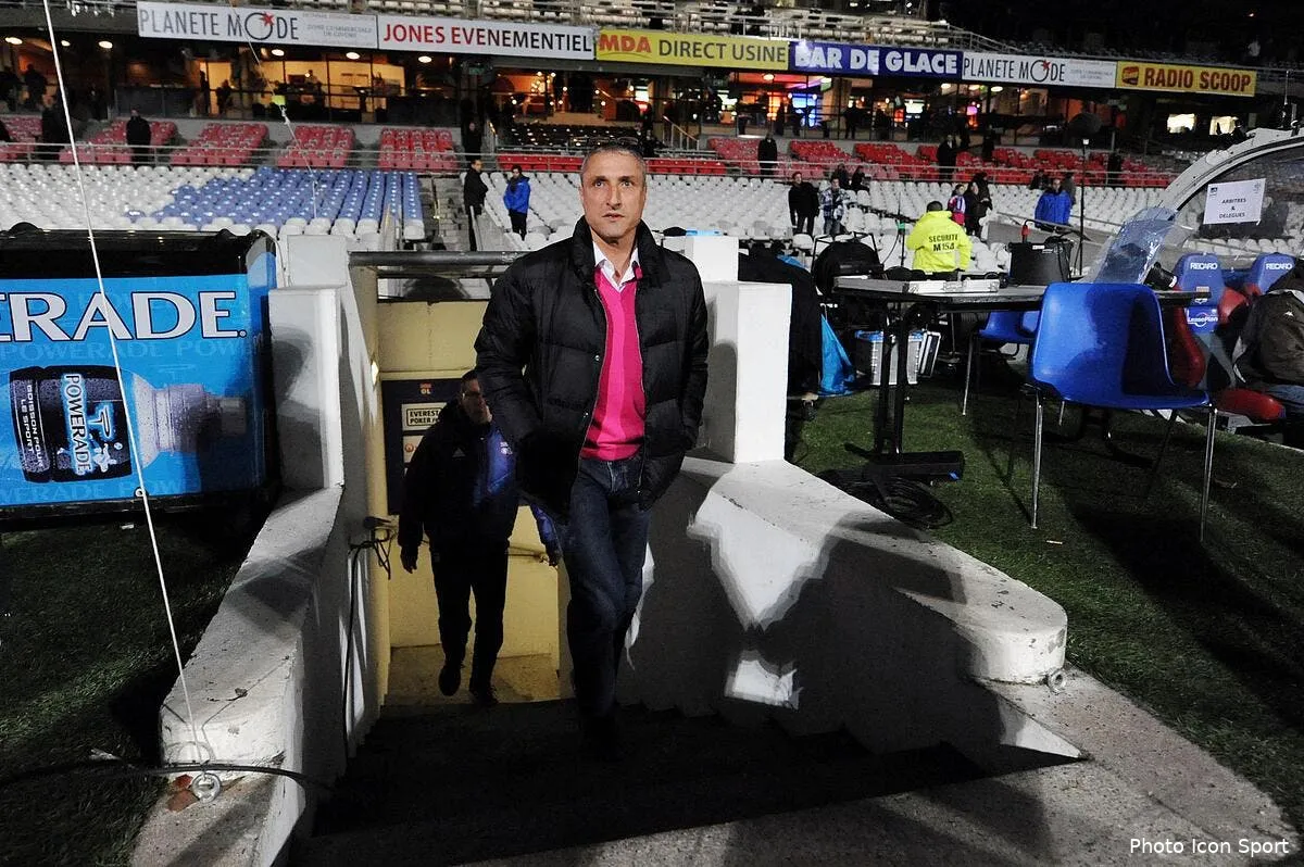 casoni finira la saison mais pas plus a evian iconsport jpt 171211 33 2529025