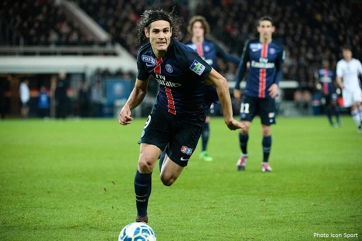 catastrophe poids mort pierre menes s en donne a coeur joie sur cavani iconsport nlg 270116 17 72131819