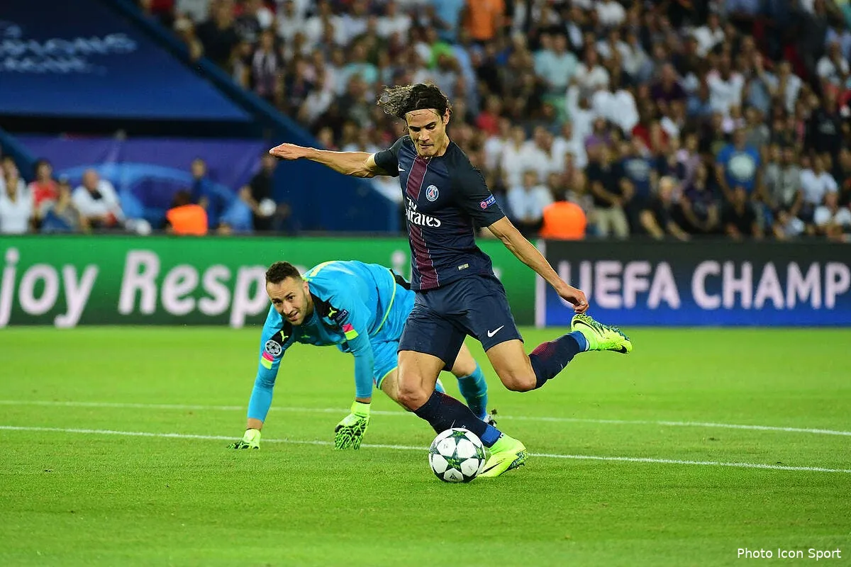 cavani gache et paris se fait punir avec un nul iconsport win 130916 01 10885154894