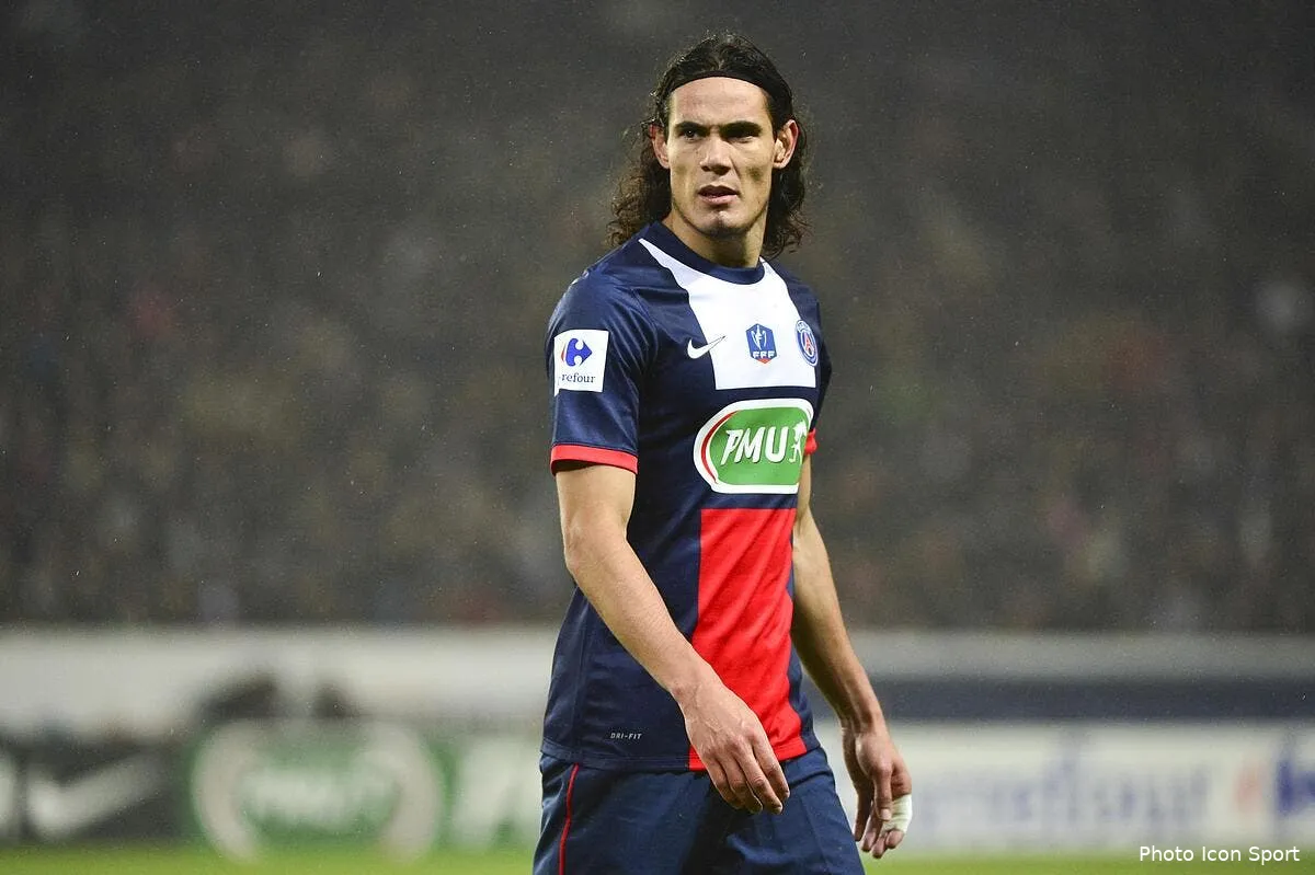 cavani ne veut pas quitter le psg pour rejouer les bouche trous cavani 185637