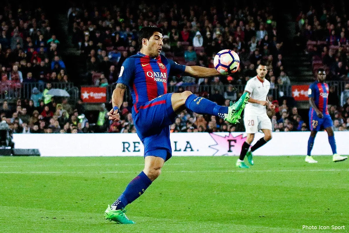 cavani suarez lacazette qui est le meilleur n 9 d europe iconsport acp 050417 10 01175892