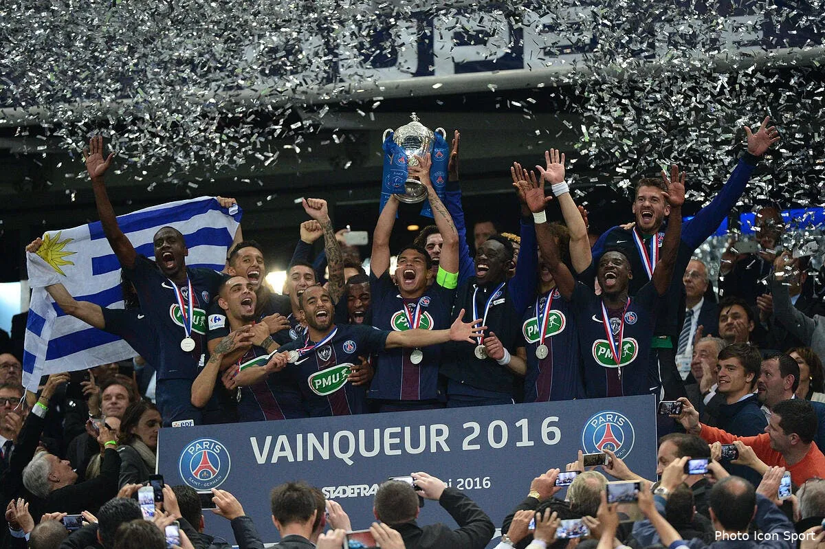 cdf avranches psg a guichets fermes iconsport win 210516 01 4576174880