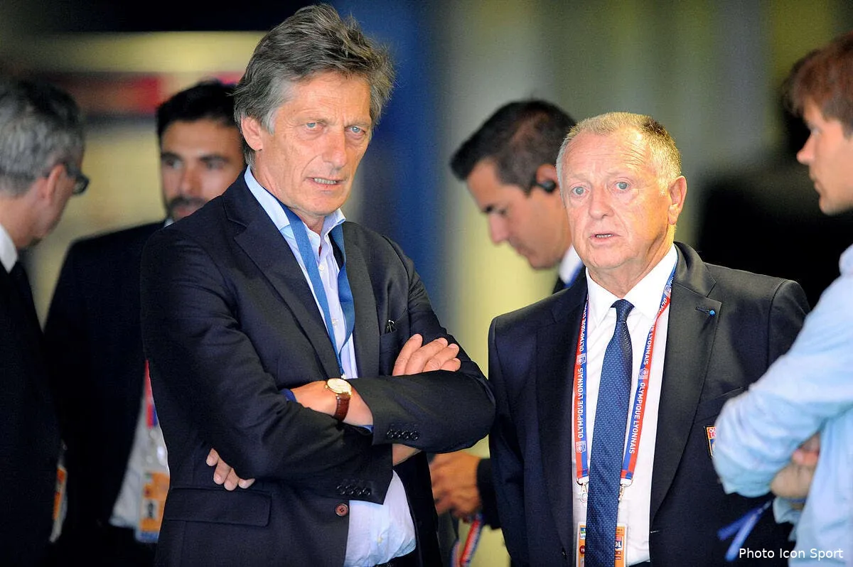 cdf de tavernost et aulas dans le kop des supporters du psg iconsport jpt 100916 06 72181374