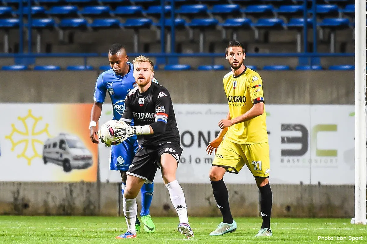 cdf frejus en quart ce n est pas donne a tout le monde iconsport dim 161015 10 11172280