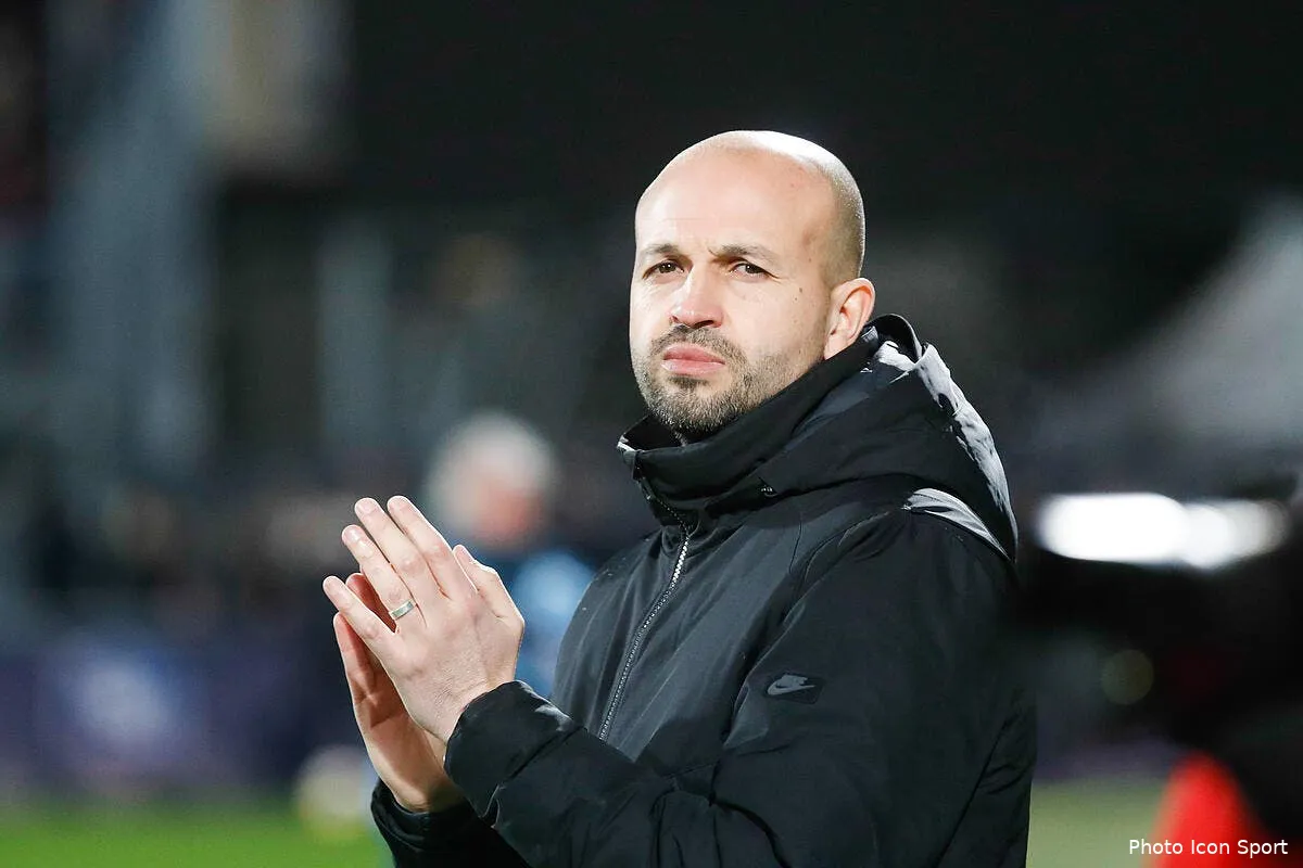 cdf lyon arrogant l entraineur de bourg corrige ses propos icon 25i9242 copie274561