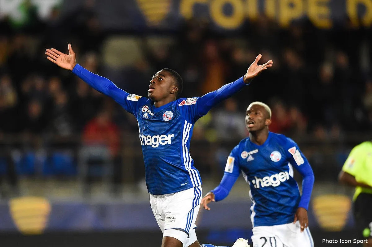 cdf strasbourg sort grenoble et defiera le psg au parc icon boz 301018 02 09242085