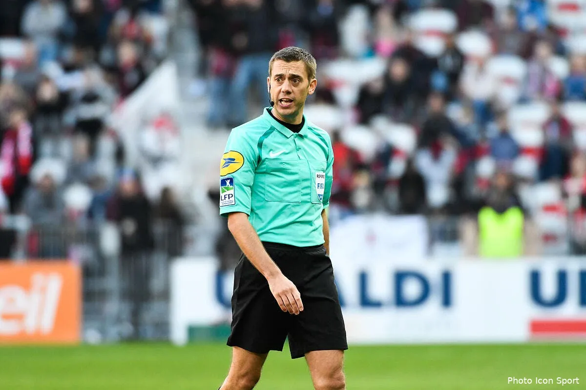 cdm 2018 l arbitre francais clement turpin choisi par la fifa turpin 2214199