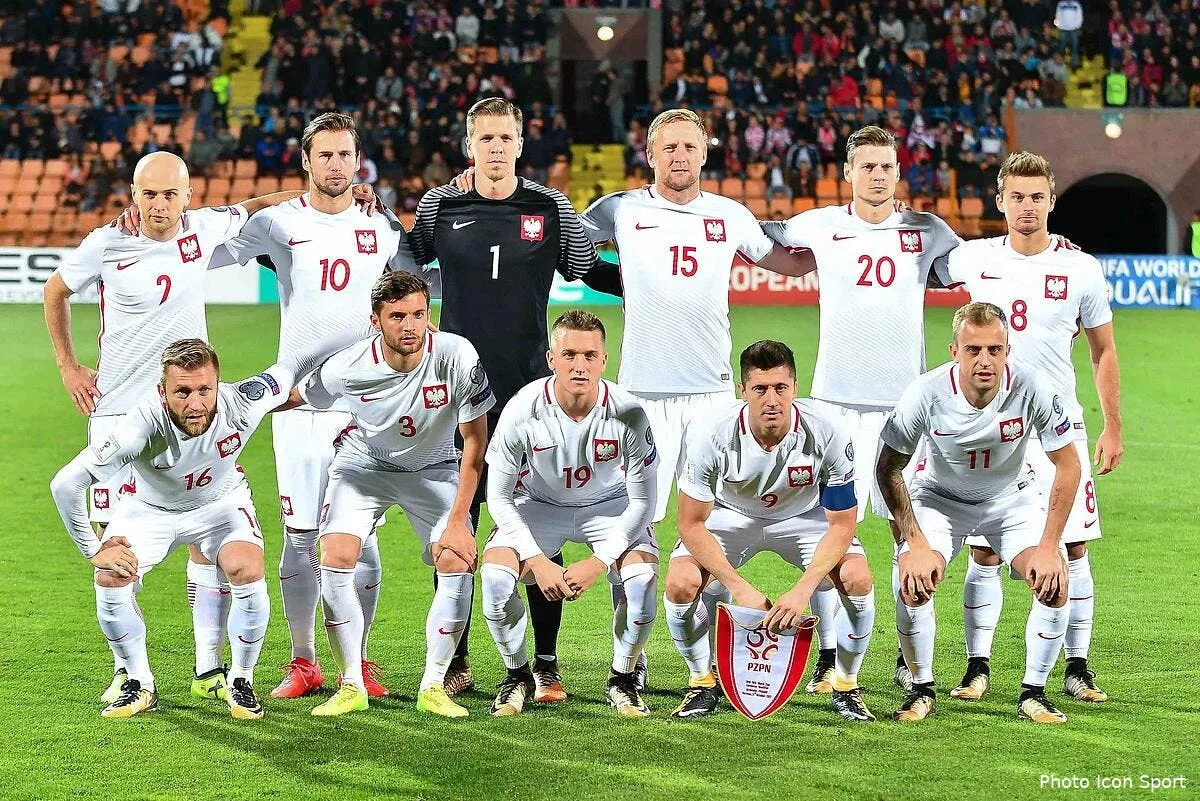 cdm 2018 robert lewandowski ecrit l histoire de la pologne iconsport icon nwp 051017 01 05195575