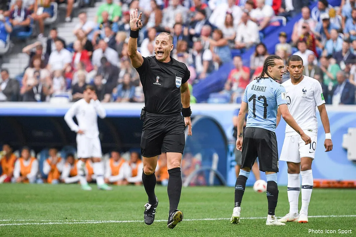 cdm 2018 un arbitre argentin pour la finale france croatie iconsport icon dib 060718 11 83224563