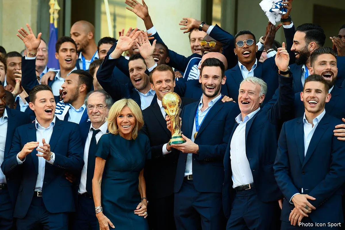 cdm les bleus ne dopent pas la popularite de macron iconsport icon epr 160718 05 02225107