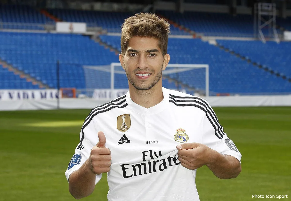 ce que lucas silva attend de sa saison a l om iconsport mar 260115 05 04120287