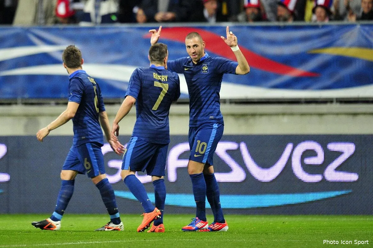 cette fois ca y est benzema est devenu un attaquant complet pour fernandez iconsport noe 050612 05 0736018