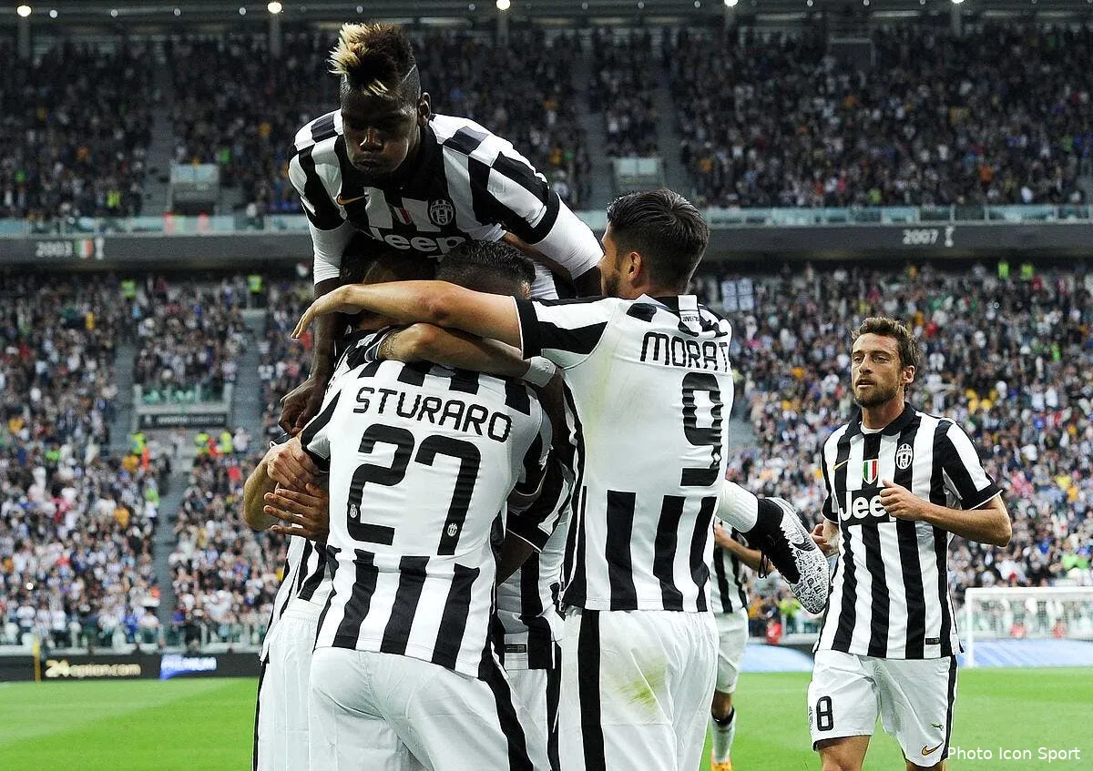 chaleur caniculaire pour pogba entre le barca et 100me de city iconsport liv 230515 08 01115001