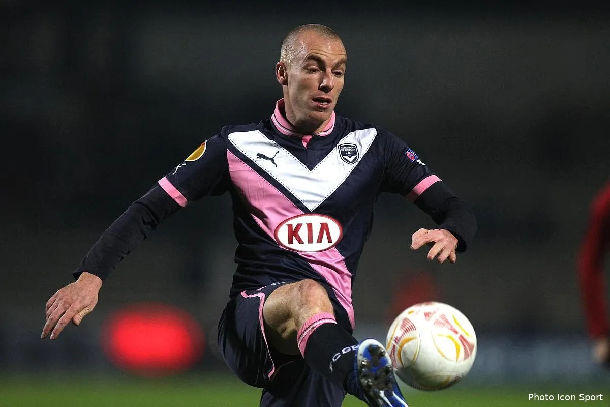 chalme fatigue de cirer le banc de bordeaux iconsport blo 061212 01 0447269